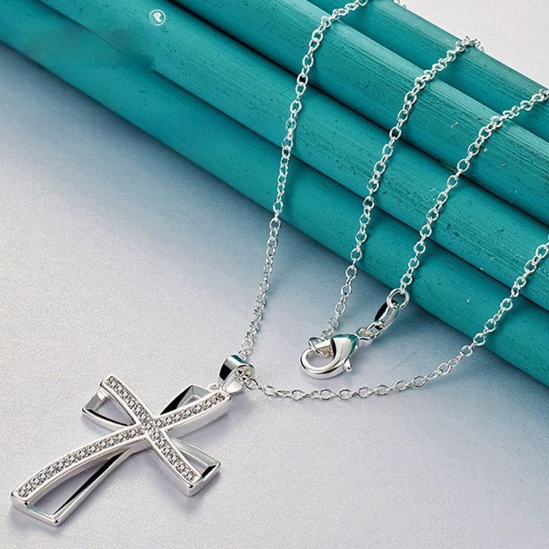 Collier croisé double couche avec pendentif en argent et chaîne de serpent
