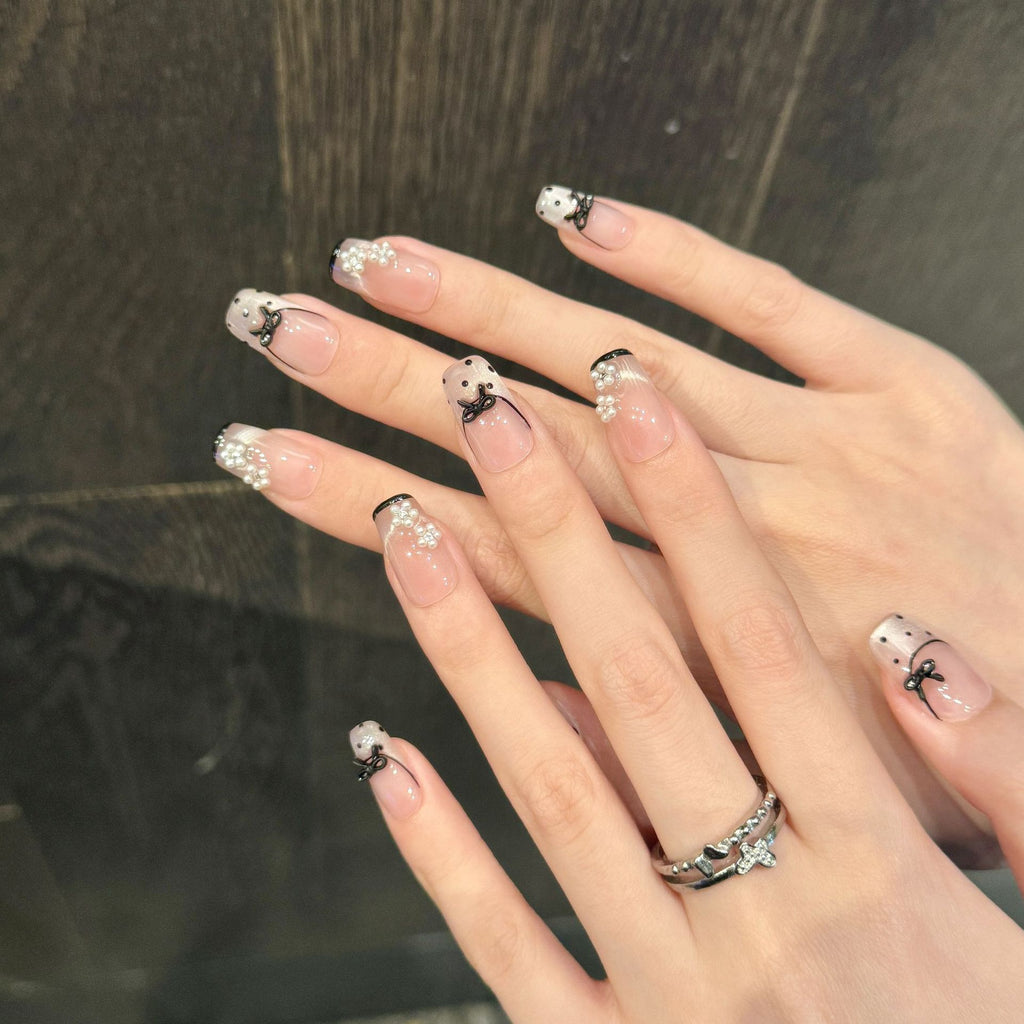 Stickers Nail Polka-Dot français en dentelle peint à la main
