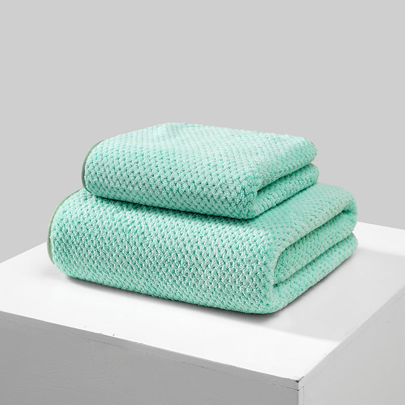 Serviette de bain douce à l'ananas de couleur polaire