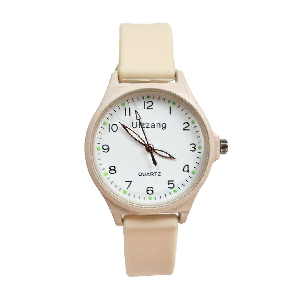 Montre haute-fashion conçue spécifiquement pour les étudiantes du collège et du lycée
