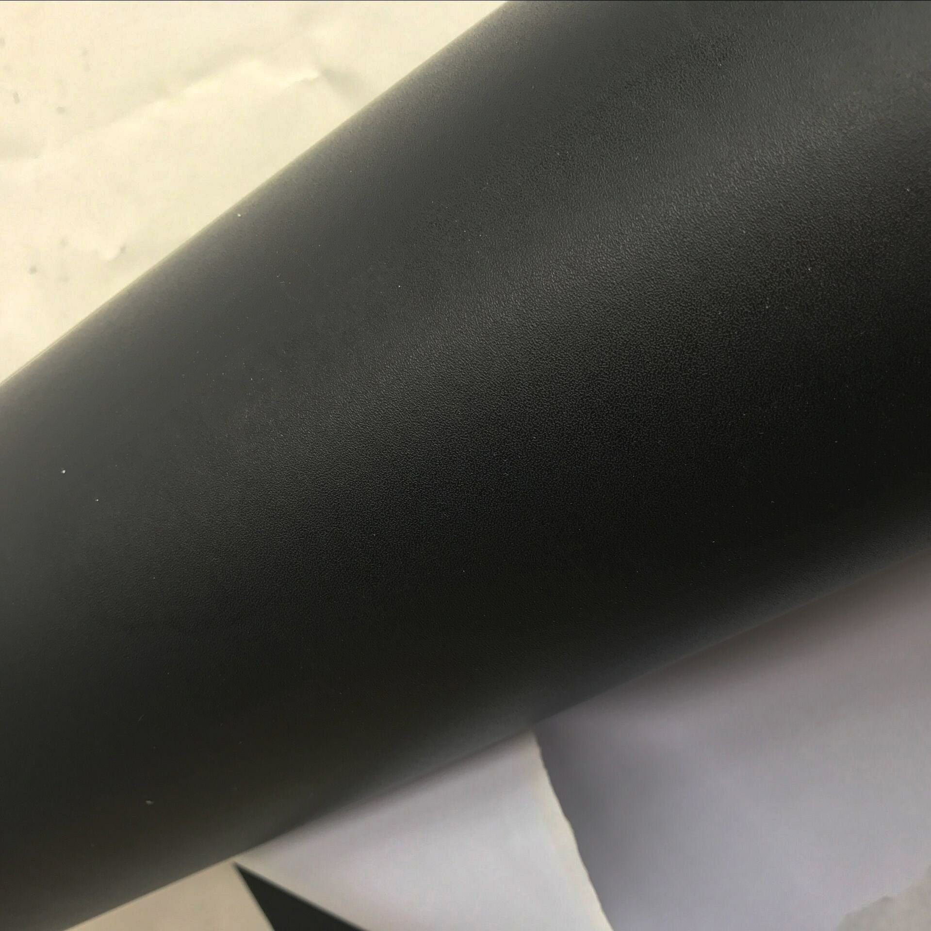 Matière indiquée sur l'étiquette Matte Black PVC Autocollant