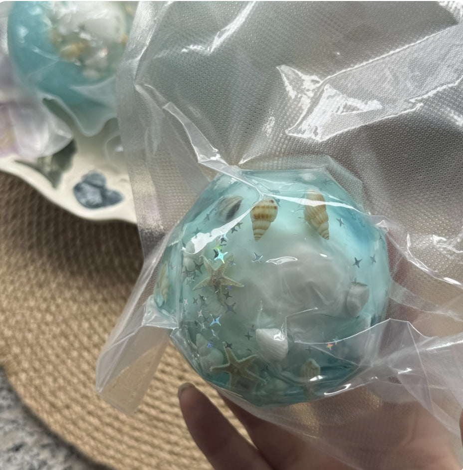 Balle artisanale à thème de Noël