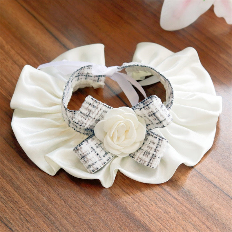 Mignon Bow-Knot Fairy Cat Drool Bib