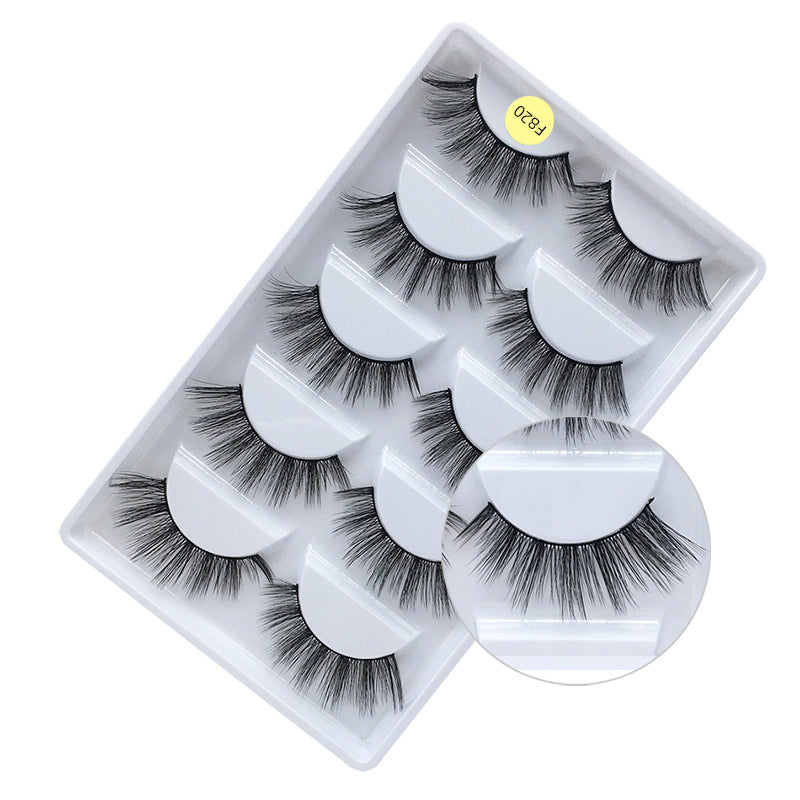 Cils synthétiques volumineux naturellement courbés
