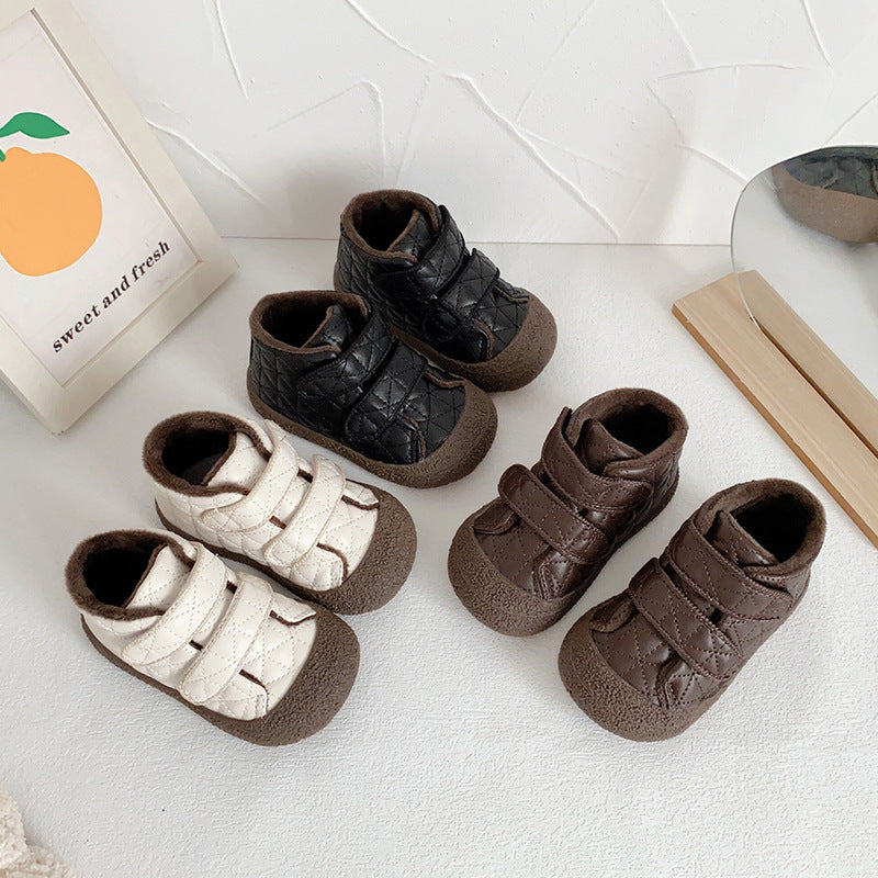 Chaussures de coton pour enfants