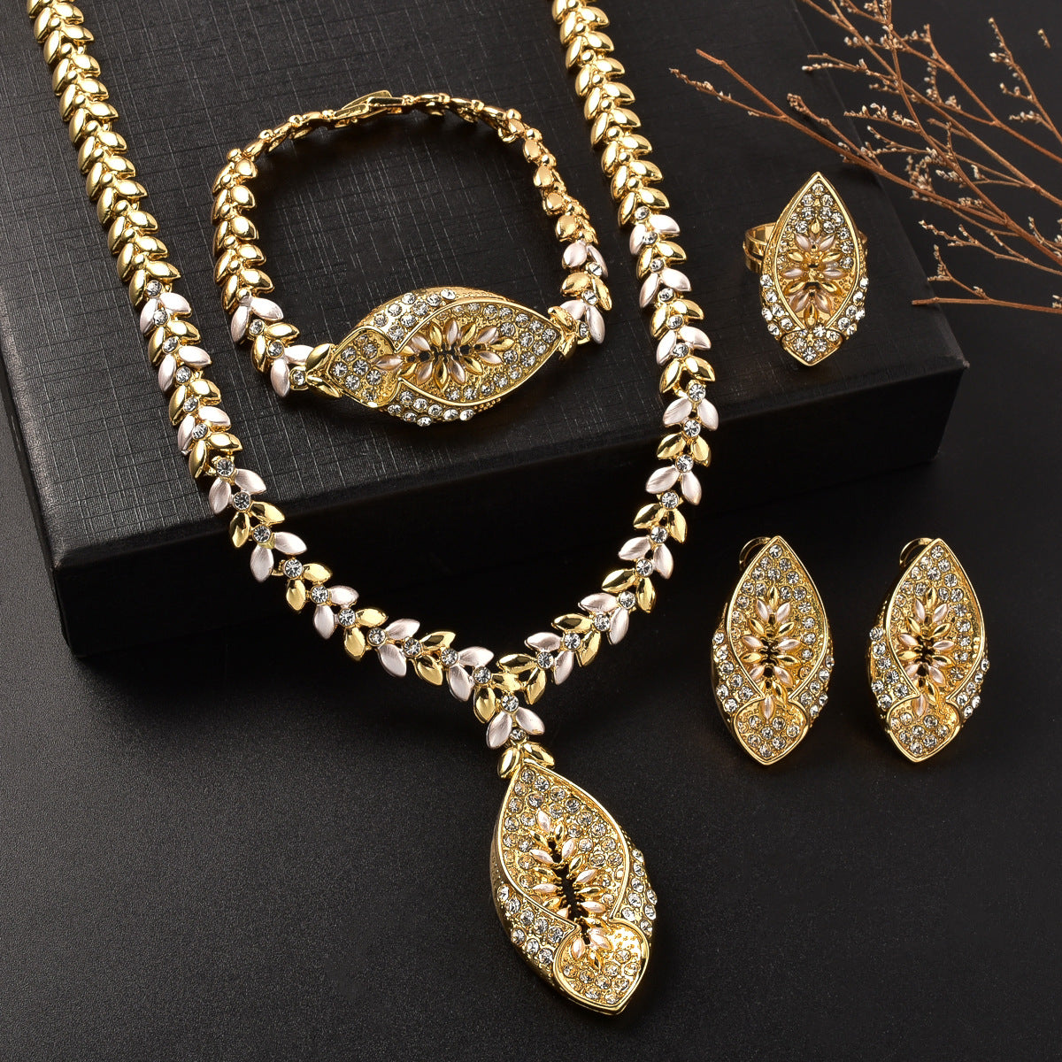 Ensemble de bijoux de style Moyen-Orient