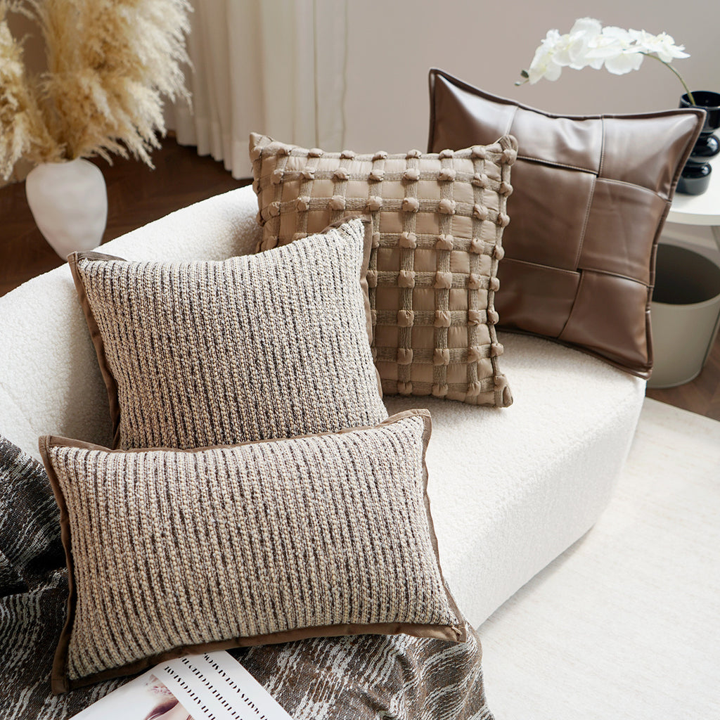 Coussin de Sofa Marron Maillard avec un oreiller luxueux Wabi-sabi léger