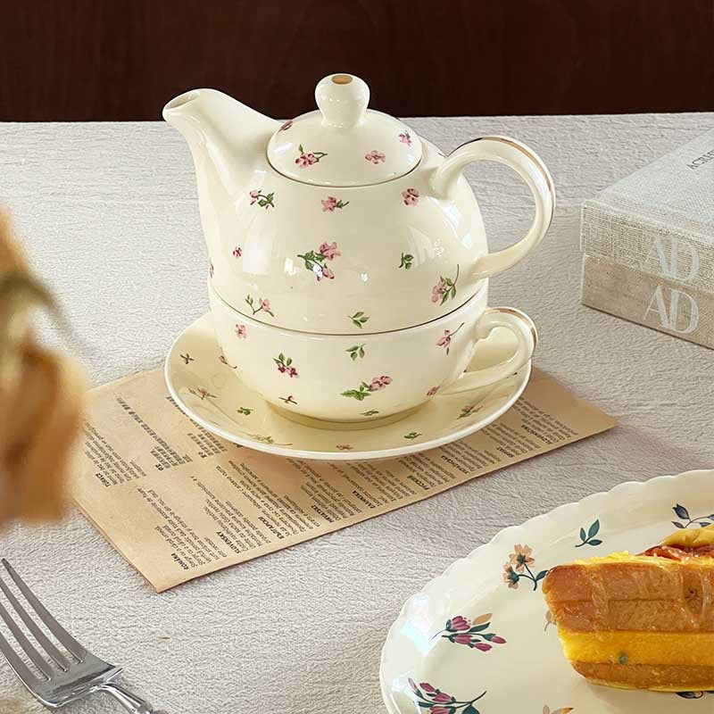 Cup et Saucer en céramique Floral-pattern ensemble une tasse et une théière en lettres théière Fl