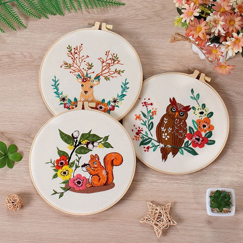 Broderie à la main Matériau de l'emballage écureuil Chouette Fox Elk de chat