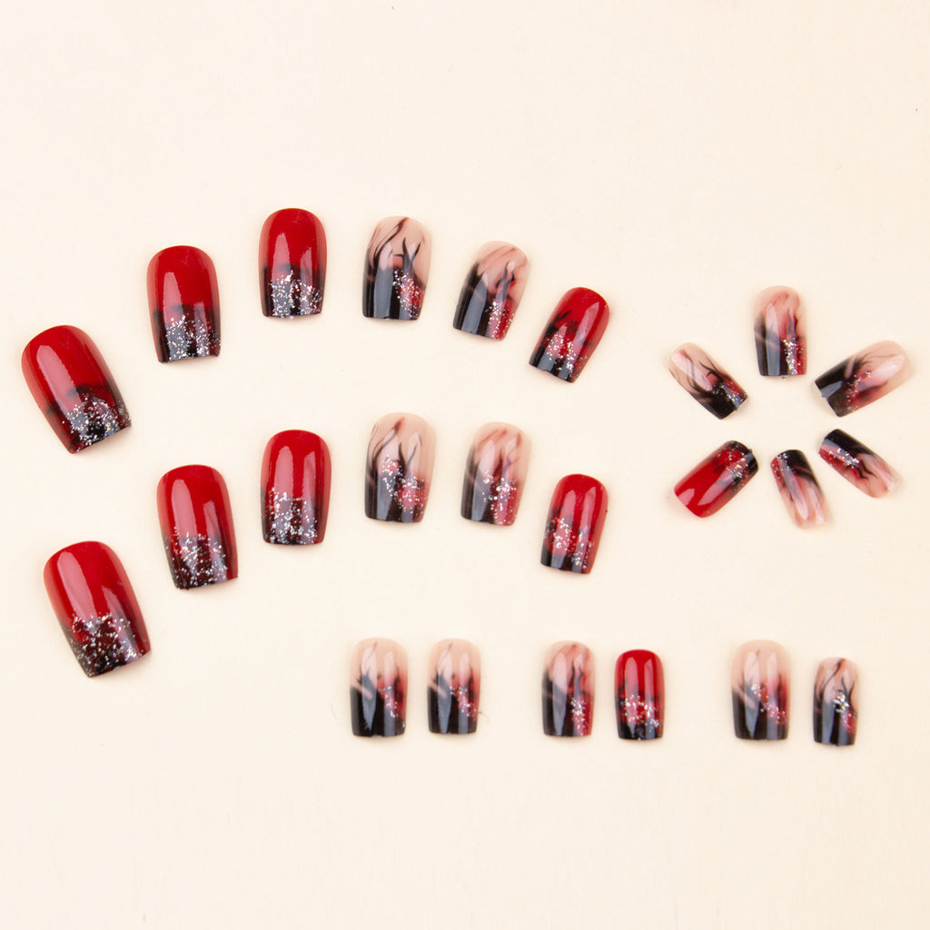 Modèle de feu de flamme coloré Faux ongles
