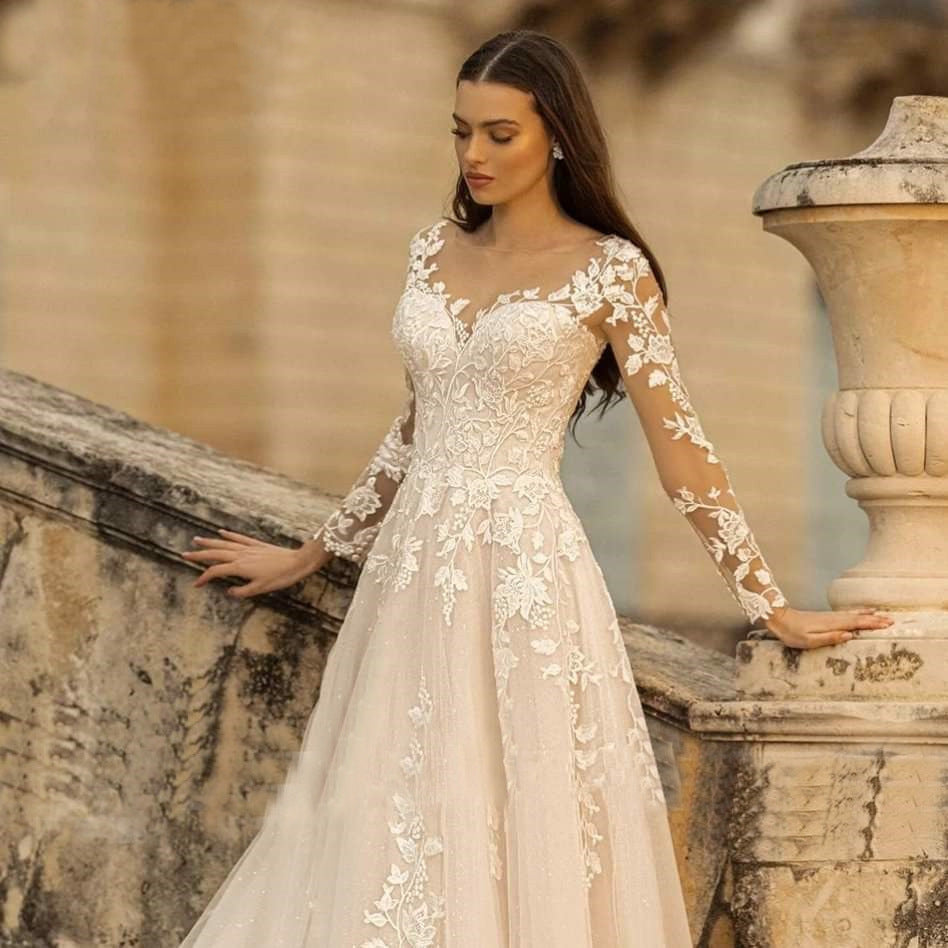 Robe de mariée à manches longues Mori Style nuptiale simple col rond