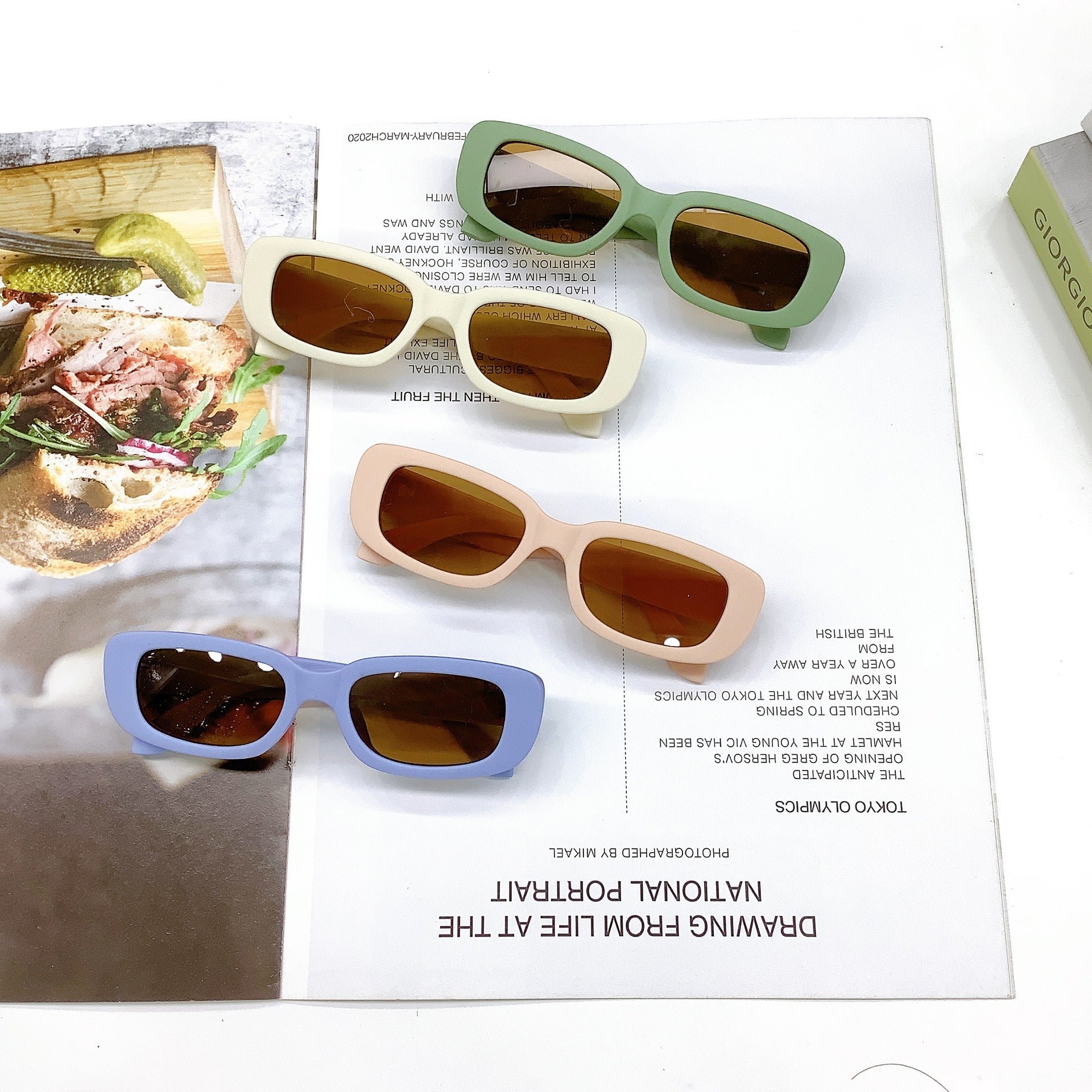 Lunettes de soleil élégantes à cadre de petite taille pour enfants