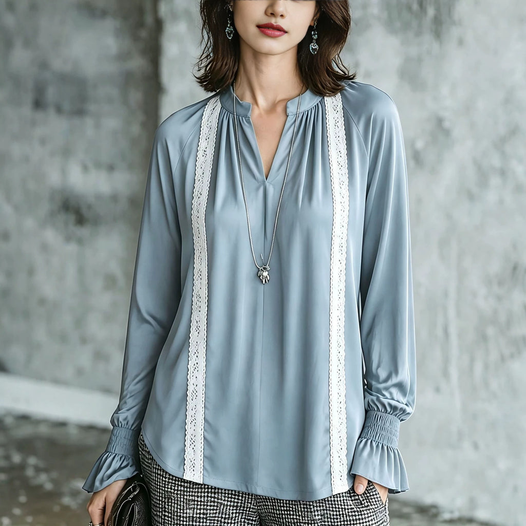 Top femme à manches longues tendance avec la dentelle