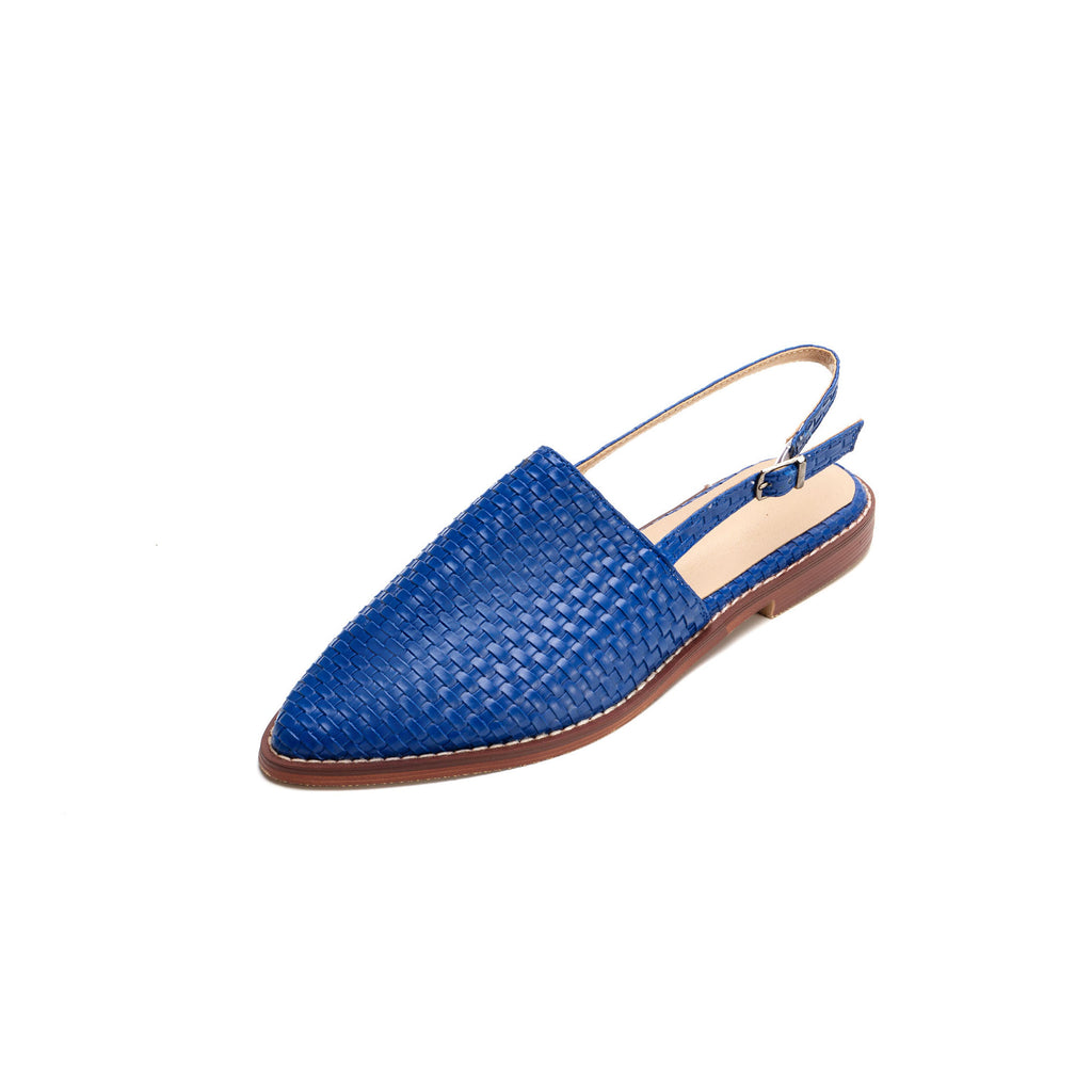 Extra-wide women's sandals