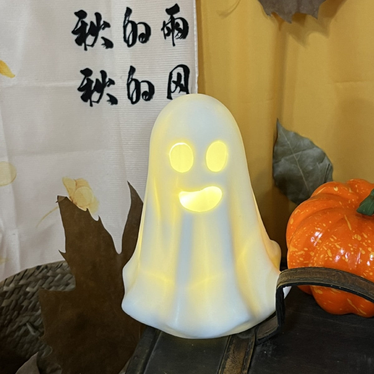 Décoration de lumière de nuit translucide Halloween créatif ornement d'artisanat avec lampe LED