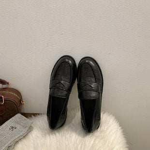 Mocassins plats en cuir doux noir pour femmes