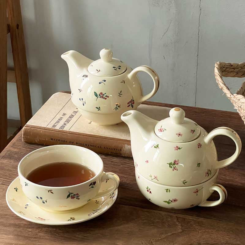 Cup et Saucer en céramique Floral-pattern ensemble une tasse et une théière en lettres théière Fl