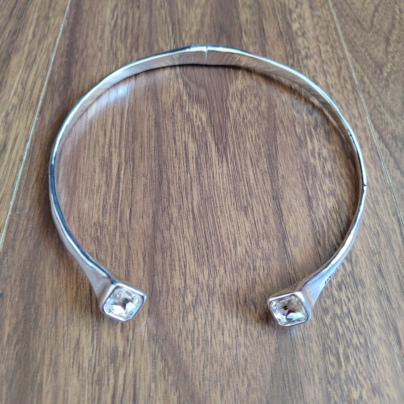 Personnalisé carrée géométrique femmes Niche Design Chic cristal Choker