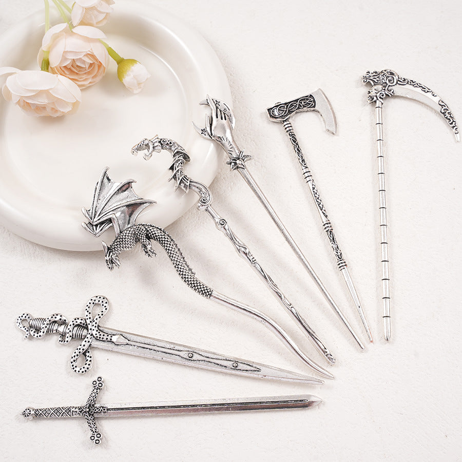 Tomahawk-shaped hairpin