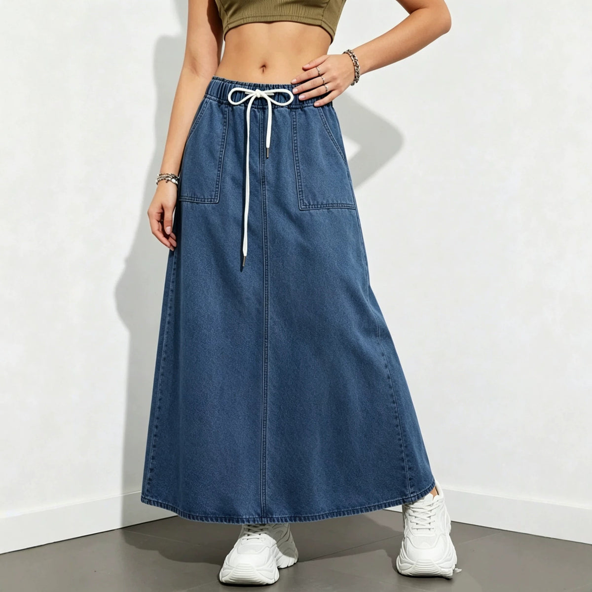 Jupe en Denim à coupe molle pour femmes avec une large taille d'ourlet et élastique