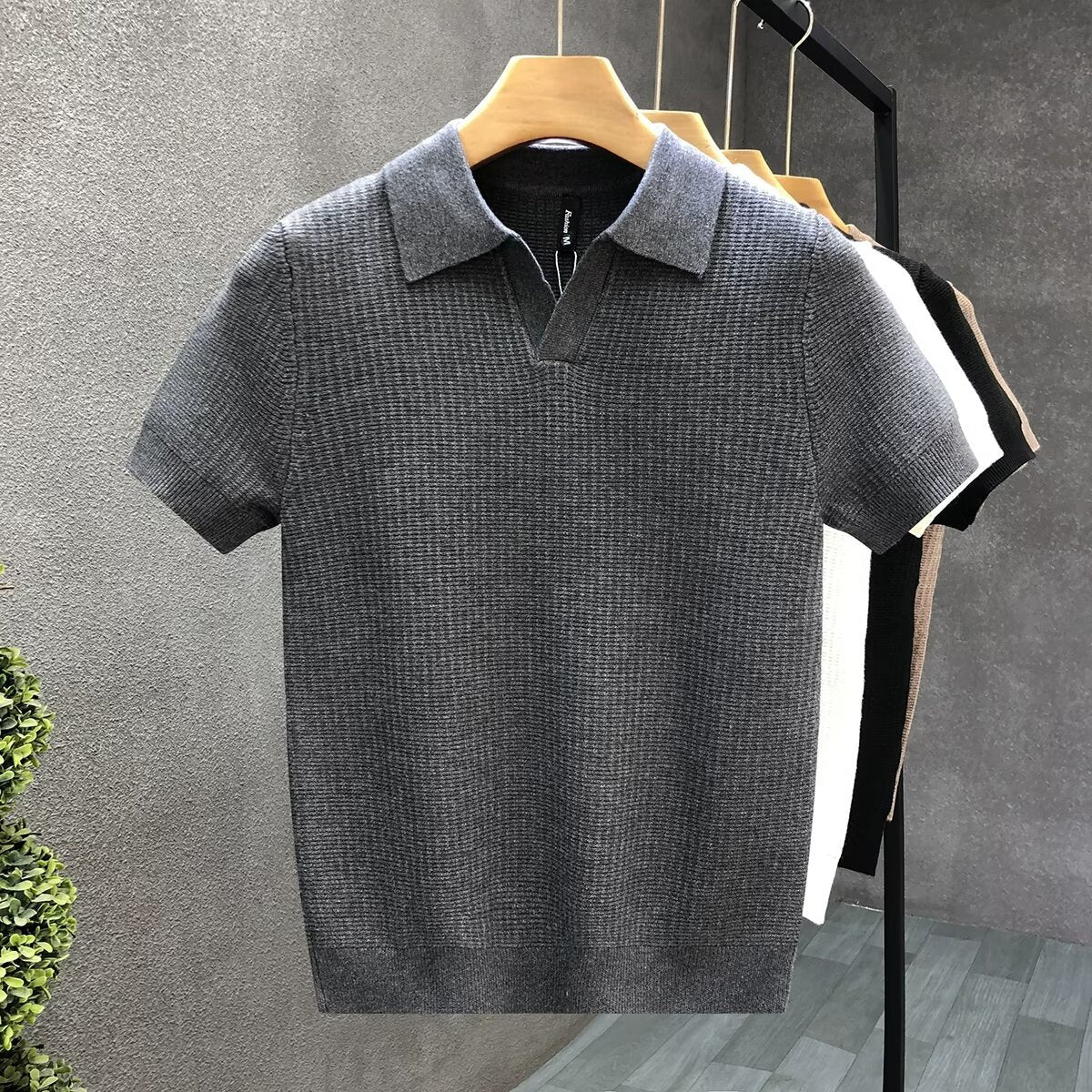 Chemise de base tricotée à manches courtes Slim-Fit élégant
