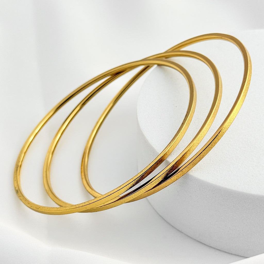 Bracelets en acier inoxydable simple dans plusieurs styles