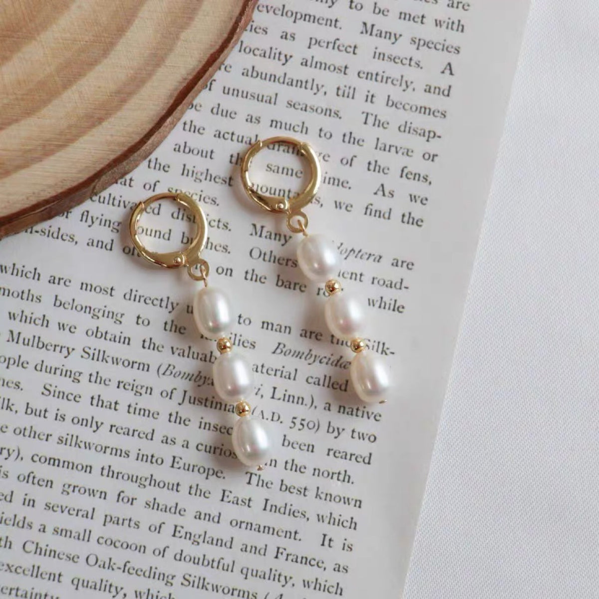 Boucles d'oreilles en perles d'eau douce naturelles pour femmes