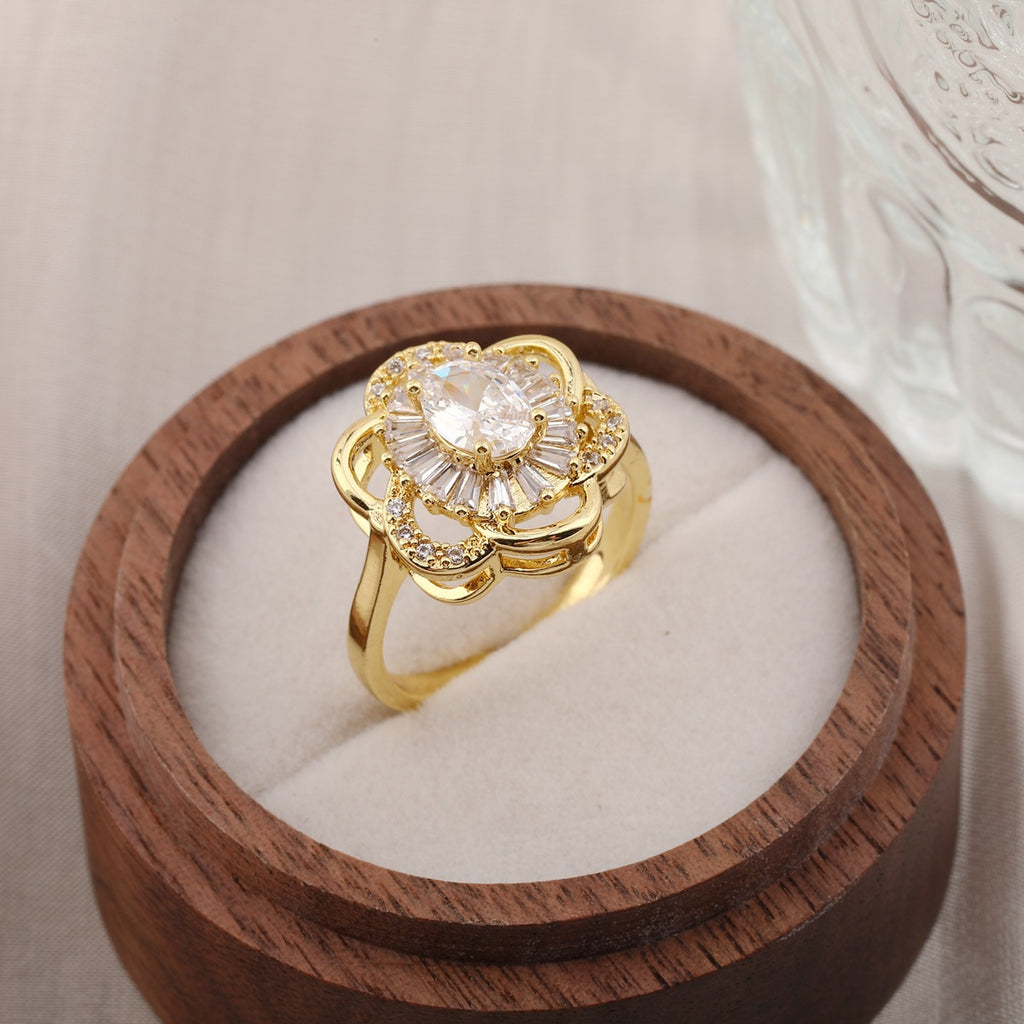 European And American Hot-Selling Fashionable and Unique Water Drop Zircon Anneaux pour femmes