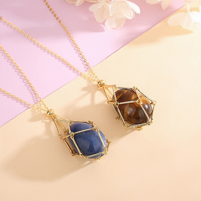 Ressort de l'énergie naturelle Pendentif en cristal Ins Niche Design Valentines Day Bag Sac Collier de paix