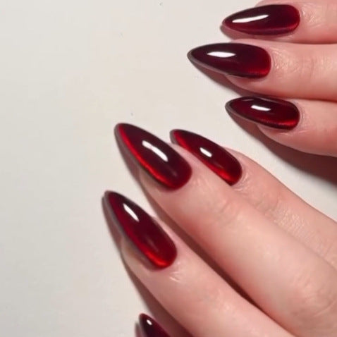 Cerise rouge chat oeil portable ongles Conseils