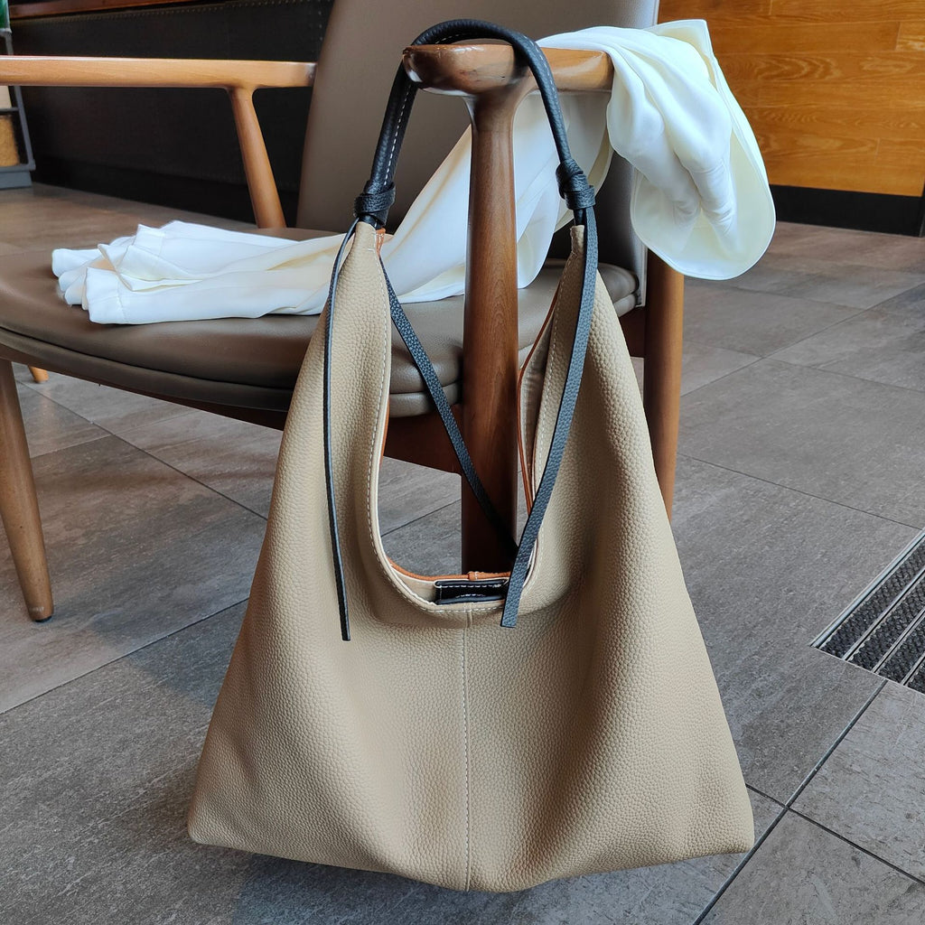 Sac à épaule en cuir pleine fleur de forme Niche