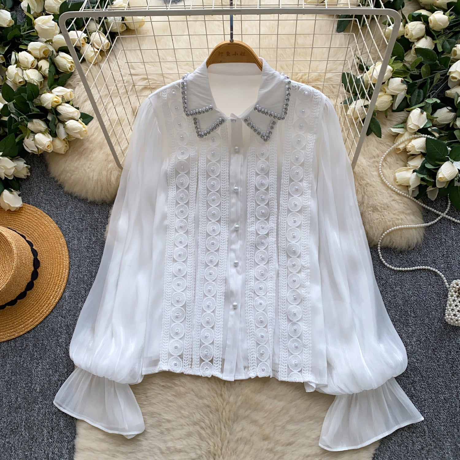 Blouse perlée douce et respirante de style français