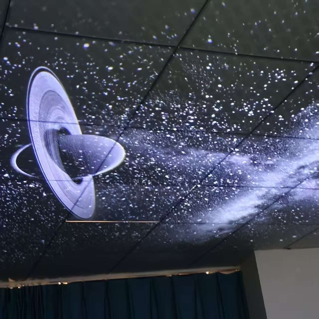 Lampe de projection USB Starry Sky montée sur voiture