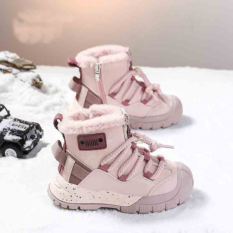 Sneaker pour enfants à l'épreuve des neiges