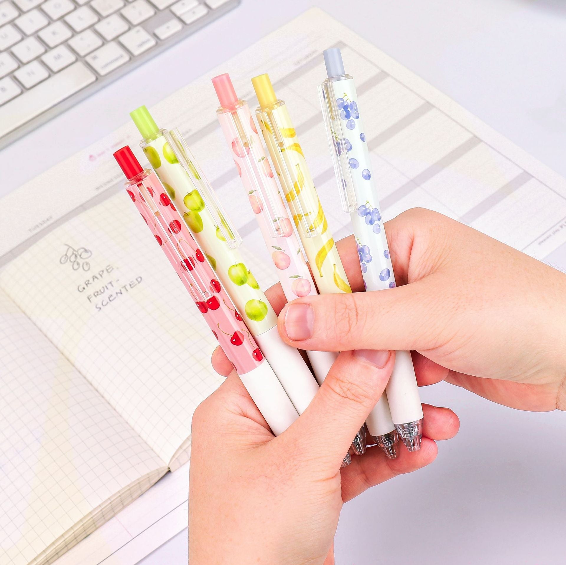 Stylo unisexe sous pression parfumé de fruit créatif