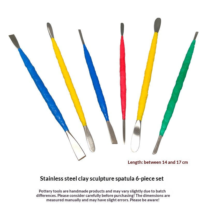 Ensemble d'outils de poterie et de sculptation en argile