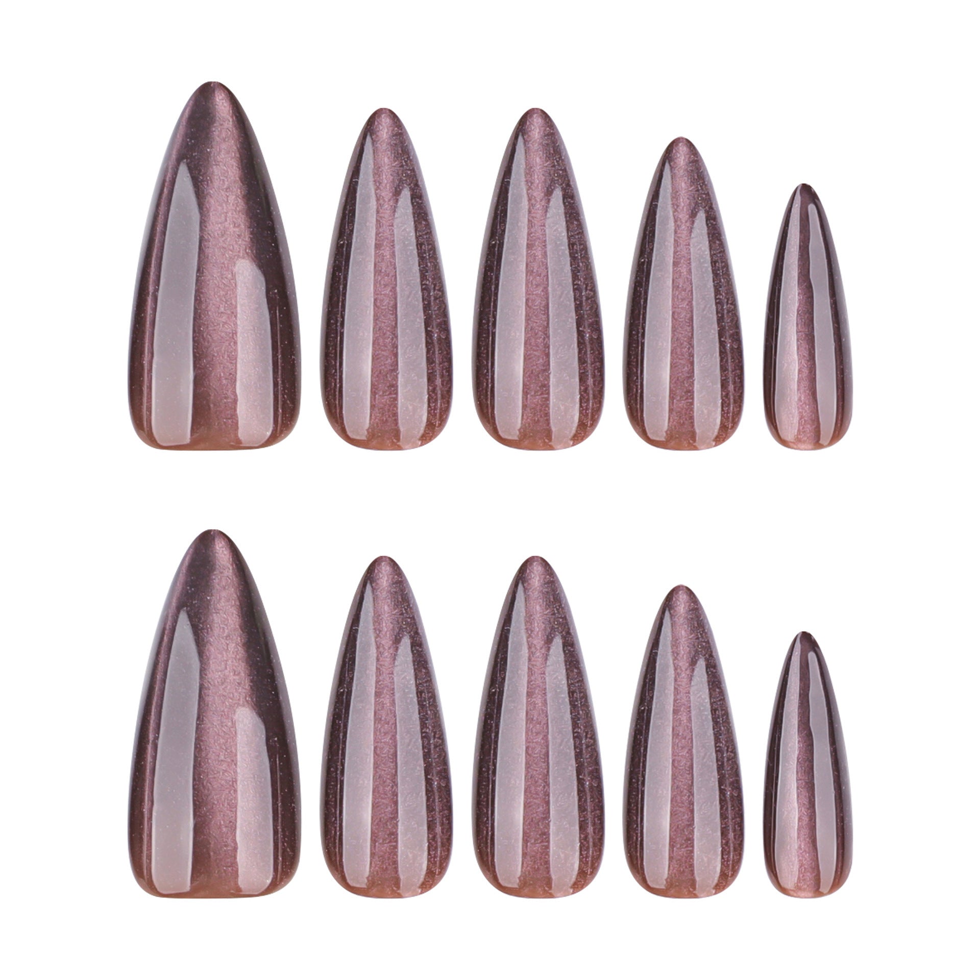 Les ongles artificiels en forme d'amande pour les femmes