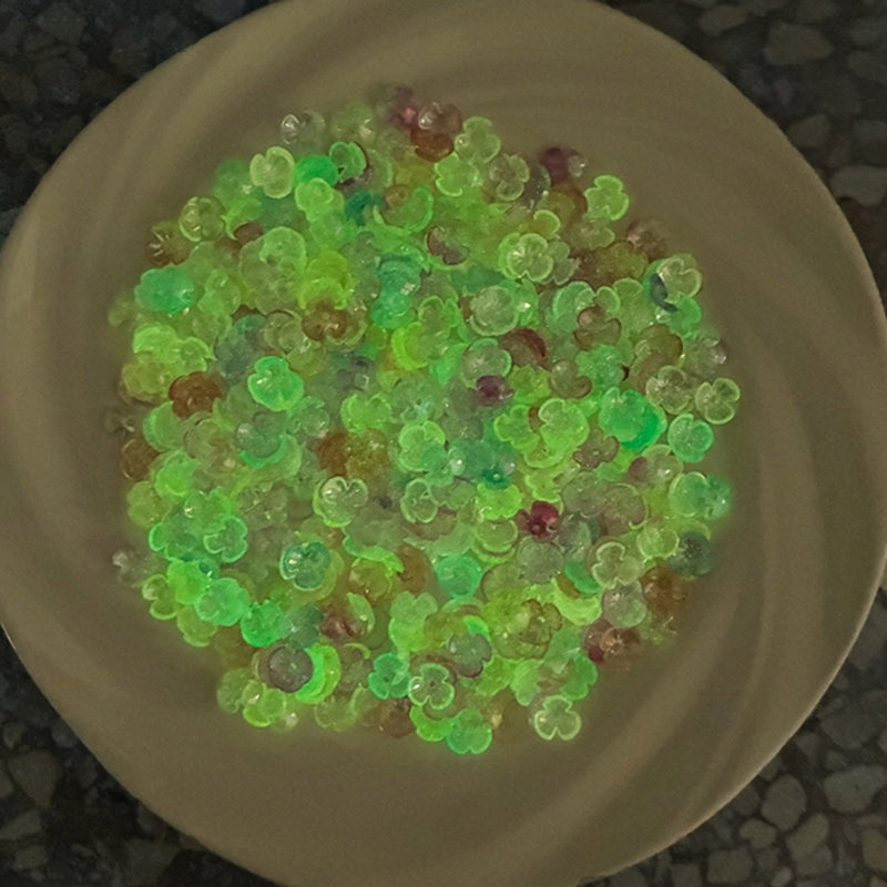 Perles 3-Pétales lumineuses de fleurs acryliques