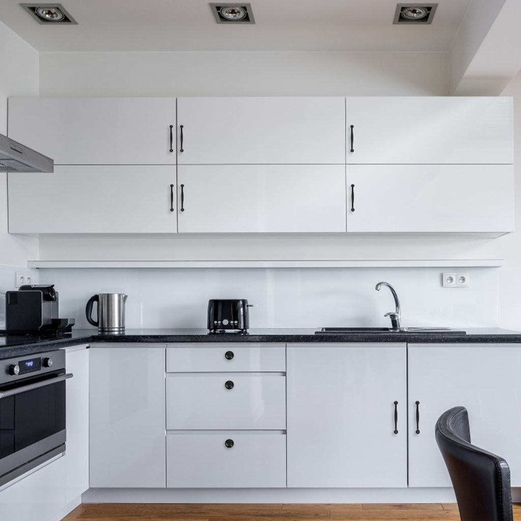 Combined cabinet pulls