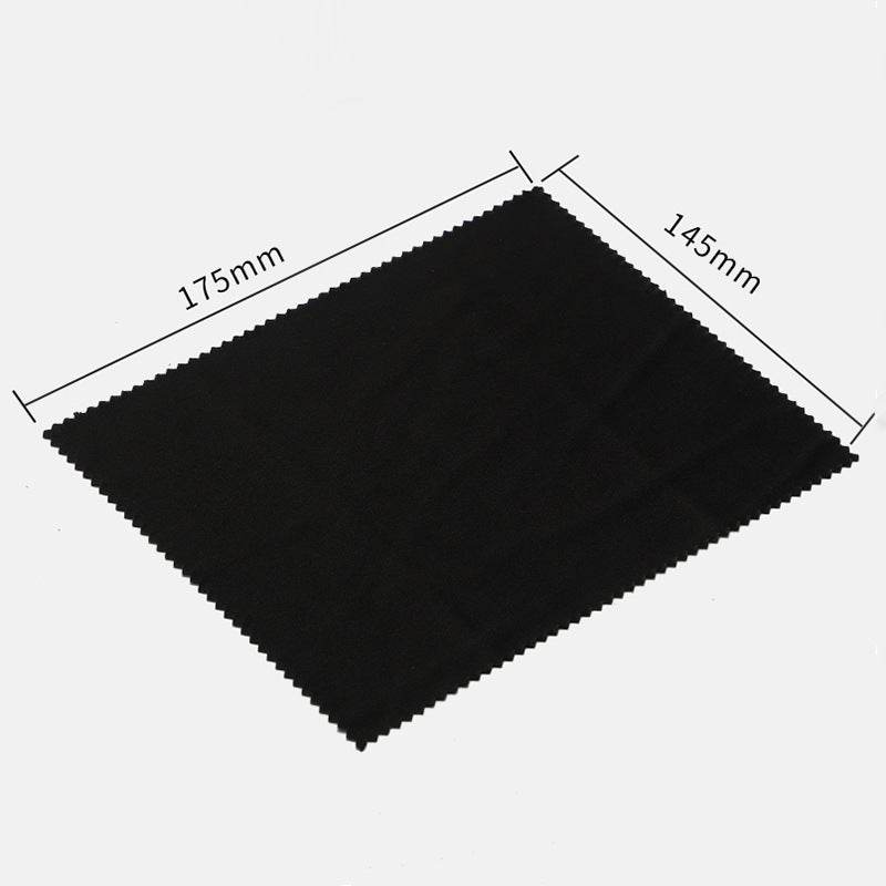 Boîte zippée noire avec bracelet et lunettes de soleil résistantes à la compression