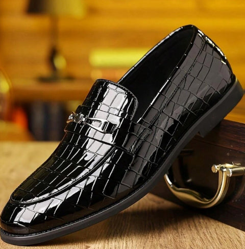 Chaussures en cuir d'affaires à pointe pointue en plaqué casual