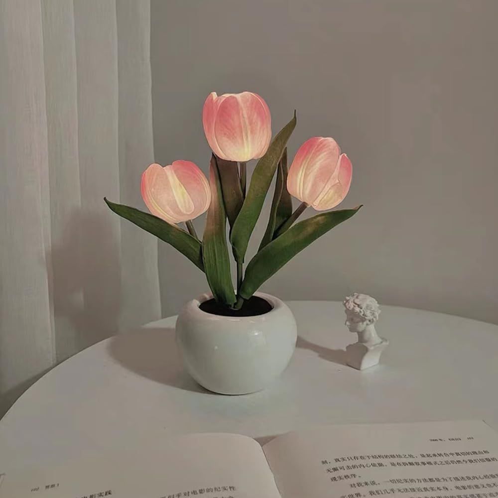 LED Simulated Tulip Night Light String pour les vases
