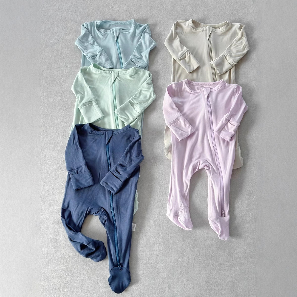 Bébé pied Zip-up Romper Onesie