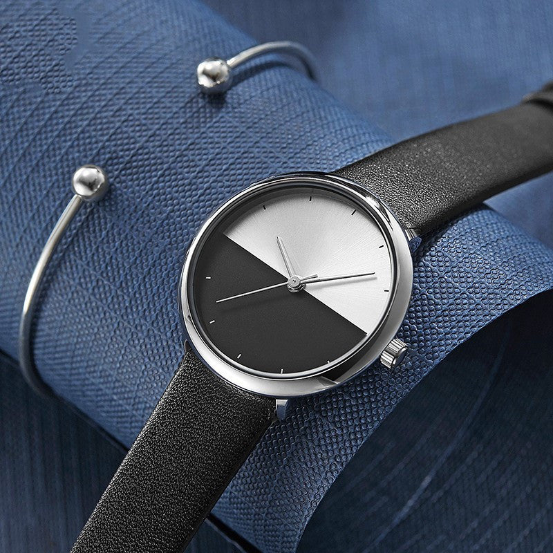Ceinture de montre hommes et femmes sur la table chaud et froid deux couleurs