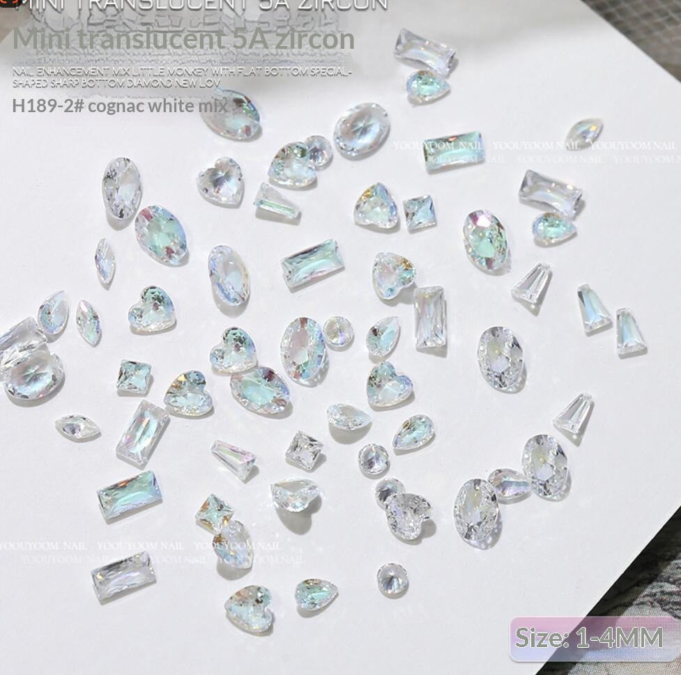 Décorations d'art à ongles Mini Zircon de 50 pièces multi-forme