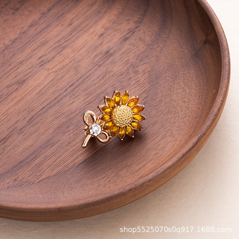 Tournesol Corsage Brooch Exquise Niche-Design Pin Accessory