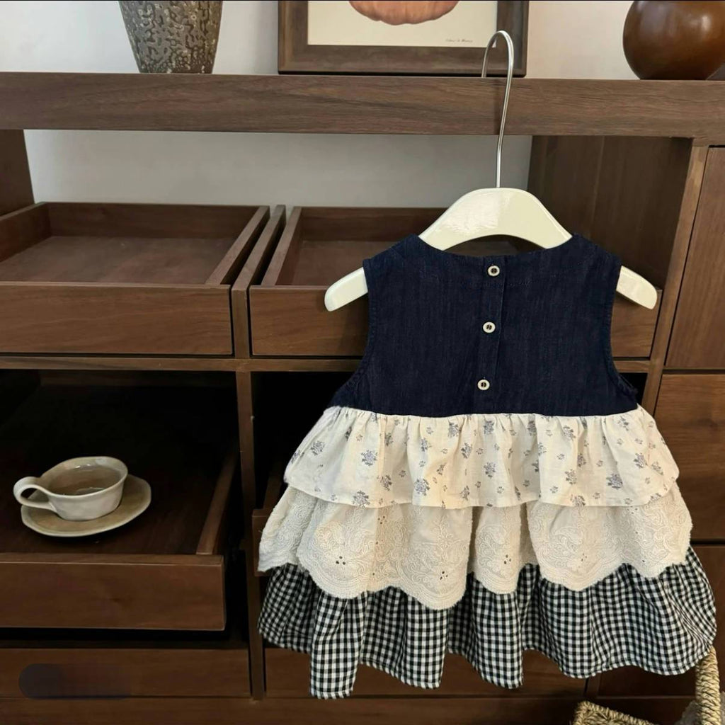 Robe de pansement de la jupe de denim sans manches