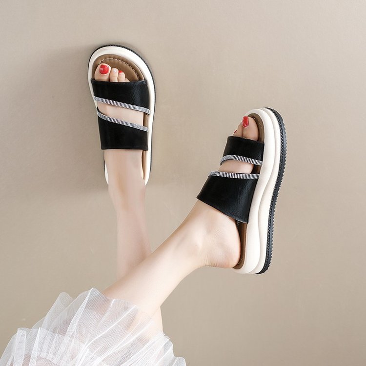 Women's Slippers Summer Outdoor Comfortable Stylish High-End Beach One Strap Slide Sandals