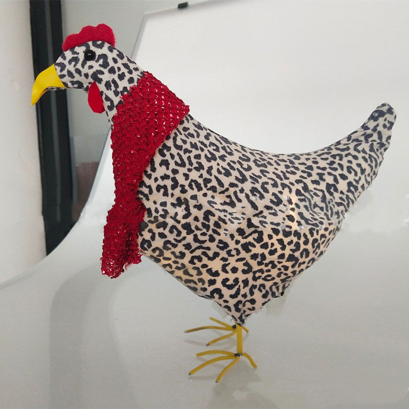 Poulet avec écharpe décoration de vacances