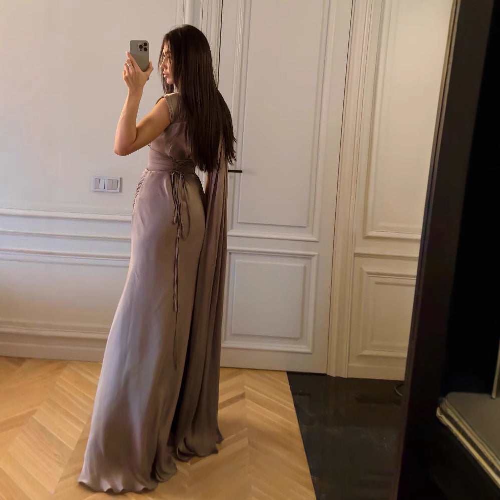 Robe de soirée en satin de ruban plissé